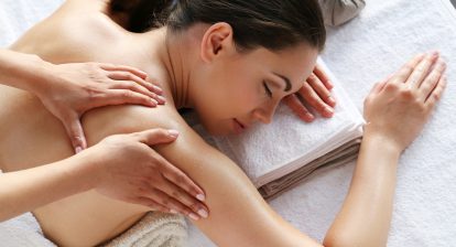 Inge Van Gorp relaxatietherapeute massage zwangerschap of kraamtijd